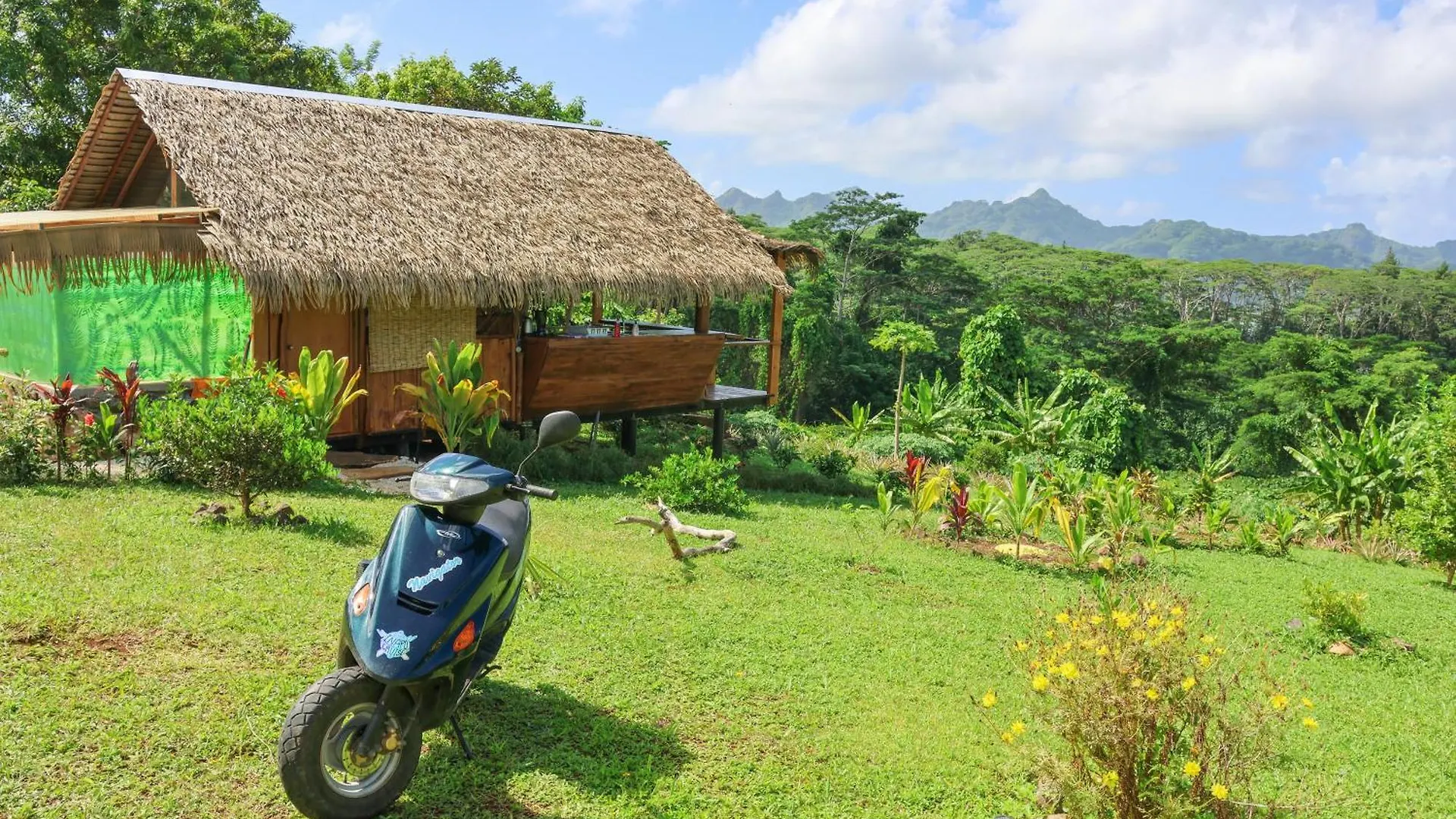 Campsite Tu'I'Anina Village - Fare Maimiti Huahine French Polynesia